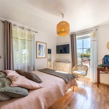 2 Private With Pool And Garden Sea View Ницца