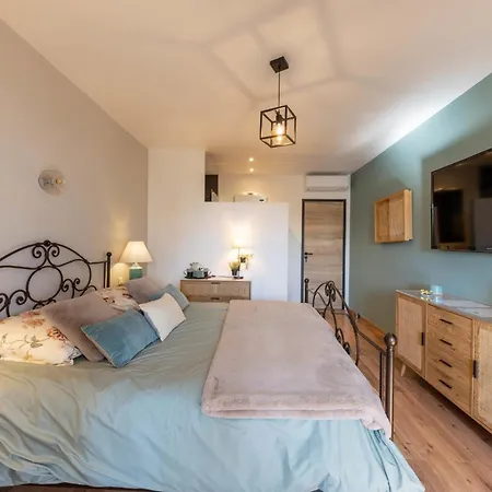 別荘 2 Private With Pool And Garden Sea View *